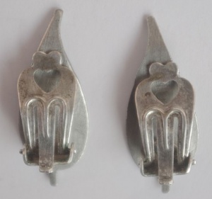 Vintage Silver Tone Leaf Norway Clip On Earrings
